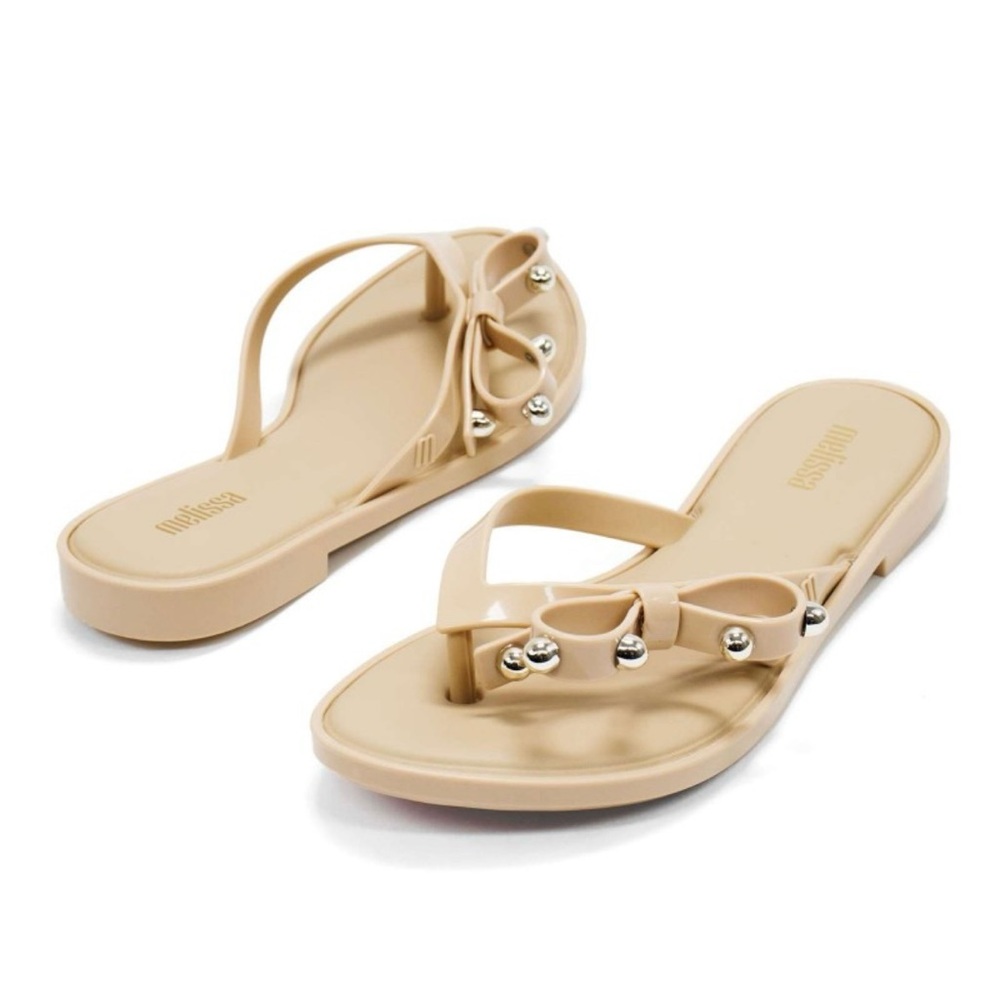 Melissa Slim II Water Resistant Flip Flop | Beige | Women’s 7